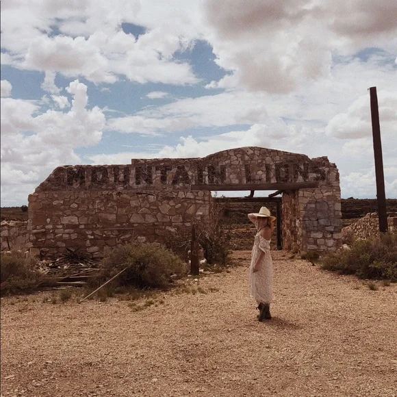 ⓗⓔⓛⓛⓞ - Picture 2 of 3